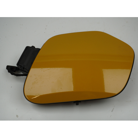 VOLET DE TRAPPE CARBURANT