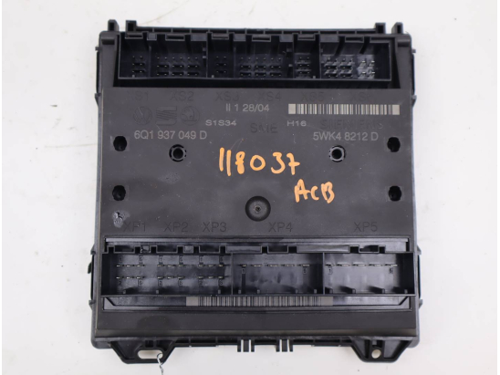 BSI (PLATINE FUSIBLE HABITACLE)