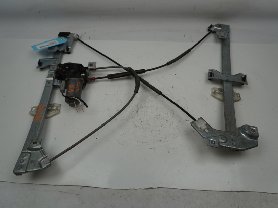 MECANISME+MOTEUR LEVE-GLACE AVD