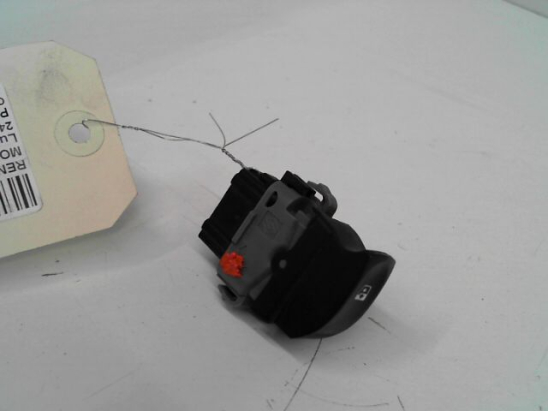 COMMANDE LEVE-GLACE PORTE ARD