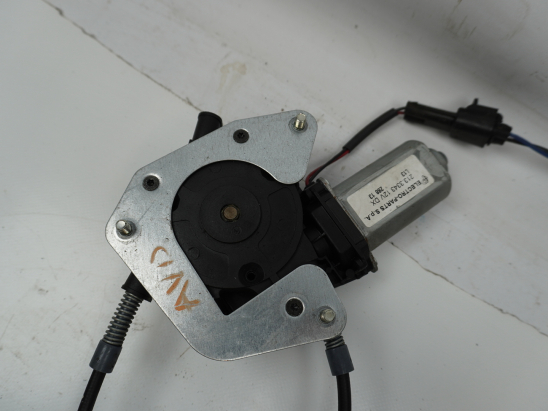 MECANISME+MOTEUR LEVE-GLACE AVD