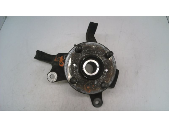 Fusee avg occasion TOYOTA YARIS II Phase 2 - 1.4 D-4D 90ch