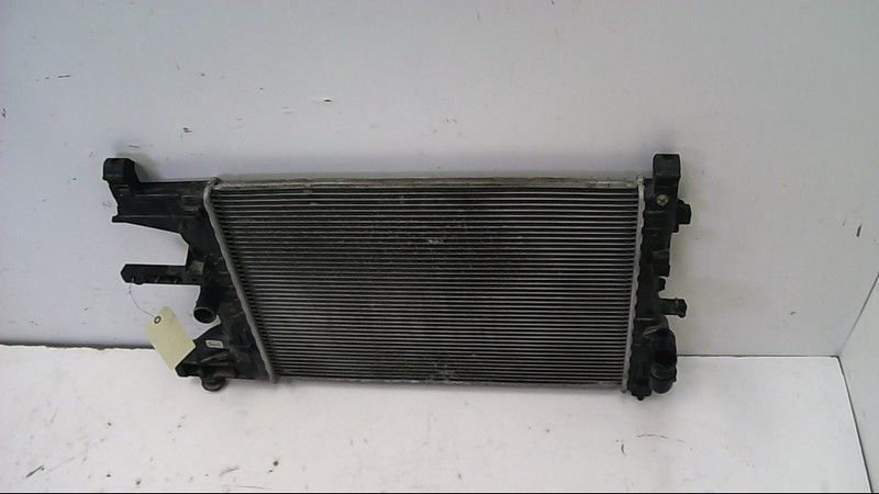 Radiateur occasion CHEVROLET CRUZE Phase 1 - 1.6i 113ch