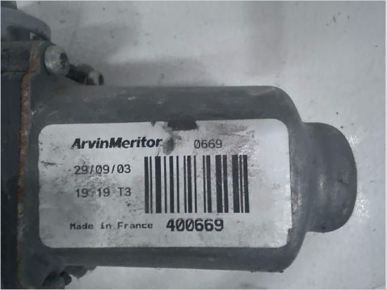 Mecanisme+moteur leve-glace arg occasion RENAULT LAGUNA II Phase 1 - 1.9 DCI 100ch