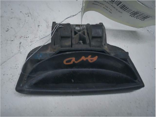 Poignee ext porte avd occasion PEUGEOT 106 Phase 2 - 1.1i