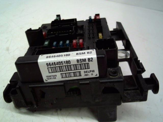 Platine fusible av occasion PEUGEOT 307 Phase 1 - 1.6i 16v