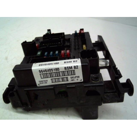 Platine fusible av occasion PEUGEOT 307 Phase 1 - 1.6i 16v
