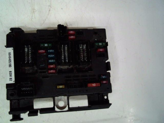 Platine fusible av occasion PEUGEOT 307 Phase 1 - 1.6i 16v