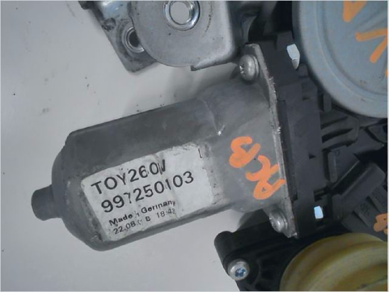 Mecanisme + moteur lève-glace avant droit occasion TOYOTA COROLLA VERSO II phase 2 - 130ch