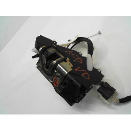 Serrure porte avd occasion PEUGEOT 407 Phase 1 - 1.8i 16v 116ch