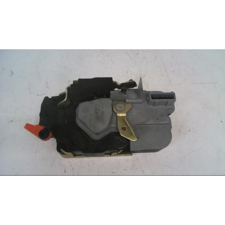 Serrure porte arg occasion CITROEN XSARA Phase 2 - 1.6i 16v