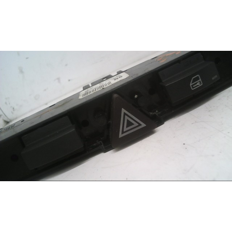 Bouton de warning occasion OPEL ASTRA III Phase 1 - 1.9 CDTI 150ch