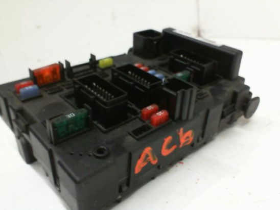 Platine fusible av occasion PEUGEOT 206 Phase 1 - 1.4i