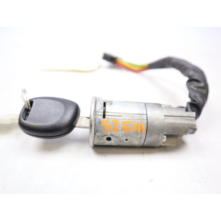 Antivol de direction occasion RENAULT CLIO CAMPUS II Phase 1 - 1.5 DCI 65ch