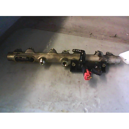 Rampe injection occasion PEUGEOT 406 COUPE Phase 1 - 2.2 HDI