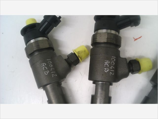 Injecteur occasion PEUGEOT 206 Phase 1 - 1.4 HDI 70ch