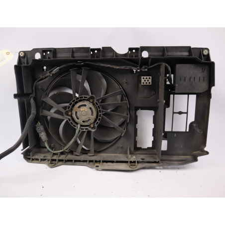 Moto-ventilateur de refroidissement pour l'automobile