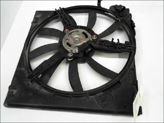 Ventilateur de refroidissement occasion RENAULT TWINGO I Phase 3 - 1.2i 16v