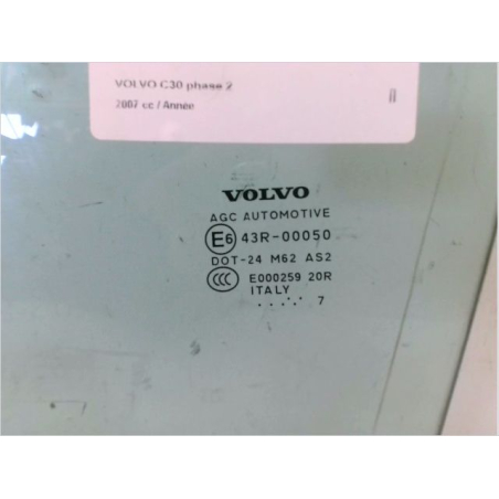 Glace porte av g occasion VOLVO C30 Phase 1 - 1.6 D