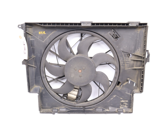 Buse ventilateur occasion B.M.W. SERIE 1 I Phase 1 - 118 D 122ch