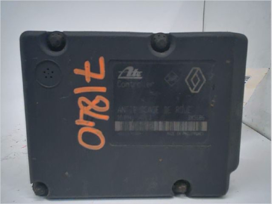 Calculateur abs occasion RENAULT LAGUNA I Phase 1 - 2.2 DT