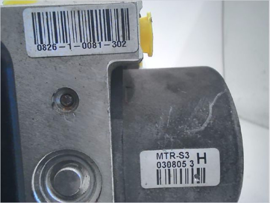 Calculateur abs occasion MAZDA B2500 phase 1 - 2.5 TD 110ch