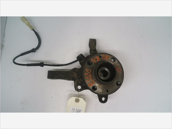 Fusee avg occasion RENAULT CLIO II Phase 1 - 1.6