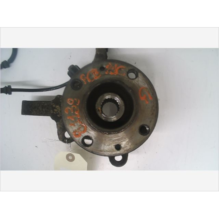 Fusee avg occasion RENAULT CLIO II Phase 1 - 1.6