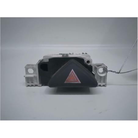 Bouton de warning occasion FORD FOCUS I Phase 1 - 1.8 TDDI 90ch