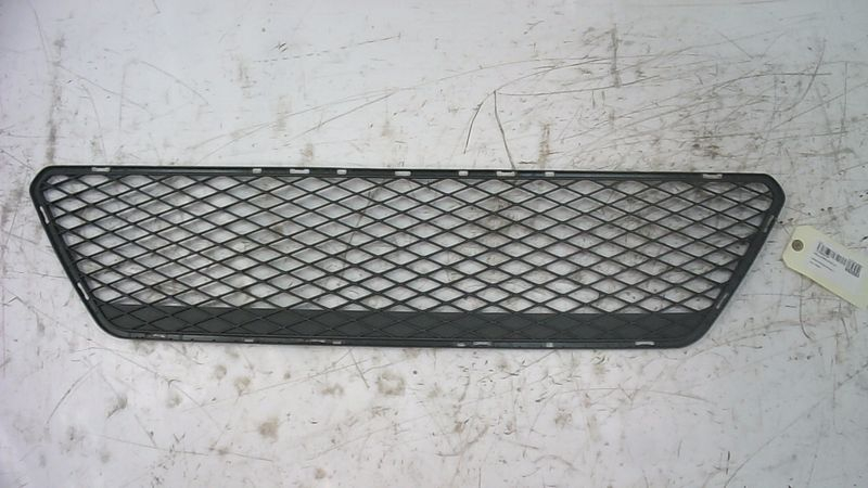 Grille pare-choc av occasion FORD FOCUS II Phase 1 - 1.6 TDCI 110ch