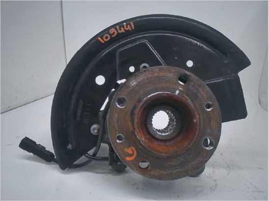 Fusee avg occasion RENAULT CLIO IV Phase 2 - 0.9i TCE