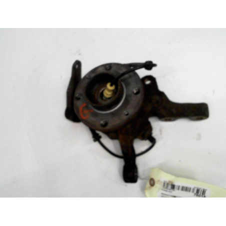 Fusee avg occasion RENAULT CLIO II Phase 2 - 1.5 DCI 65ch