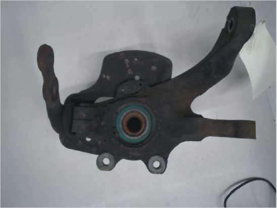 Fusee avg occasion OPEL CORSA II Phase 1 - 1.2i 45ch