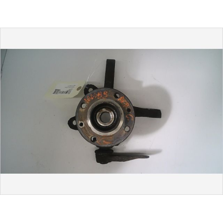 Fusee avg occasion RENAULT CLIO II Phase 1 - 1.2i 60ch