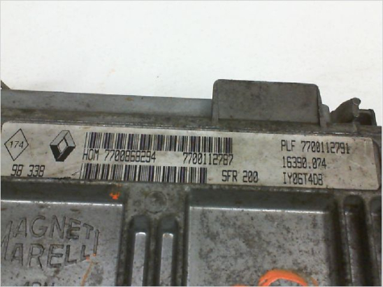 Calculateur moteur occasion RENAULT CLIO II Phase 1 - 1.2