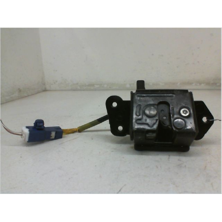 Serrure hayon occasion TOYOTA YARIS II Phase 2 - 1.4 D-4D 90ch