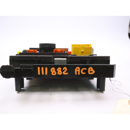 Platine fusible av occasion PEUGEOT 308 I Phase 1 SW - 1.6 HDI 90ch