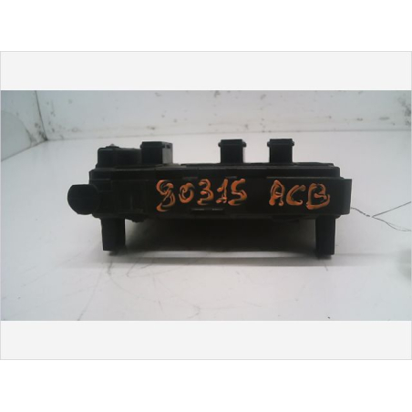 Platine fusible av occasion PEUGEOT 206 Phase 1 - 1.9 D