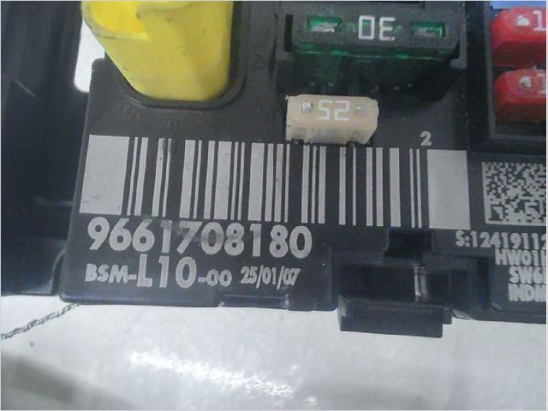 Platine fusible av occasion PEUGEOT 207 Phase 1 - 1.4i 16v 90ch