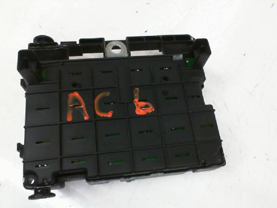 Platine fusible av occasion PEUGEOT 307 Phase 1 - 1.6i 16v