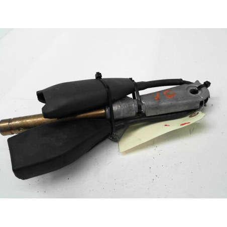 Ancrage ceinture avant gauche occasion RENAULT ESPACE IV Phase 1 - 2.2 DCI