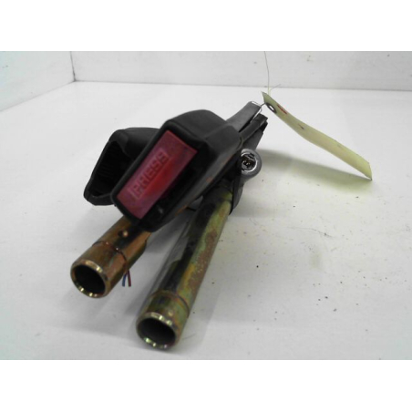 Ancrage ceinture avant gauche occasion RENAULT ESPACE IV Phase 1 - 2.2 DCI