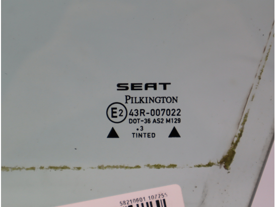 Glace porte av g occasion SEAT LEON I Phase 1 - 1.9 TDI 110ch