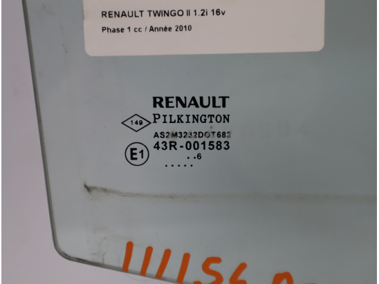 Glace porte av d occasion RENAULT TWINGO II Phase 1 - 1.2i 16v 75ch