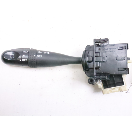 Commande eclairage occasion SUZUKI SWIFT III Phase 1 - 1.3 VVT