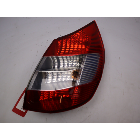 Feu arrière droit occasion RENAULT SCENIC II Phase 1 - 1.5 DCI 105ch