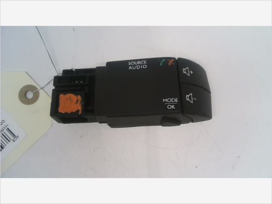 Commande autoradio occasion RENAULT CLIO IV Phase 1 - 1.5 DCI 75ch