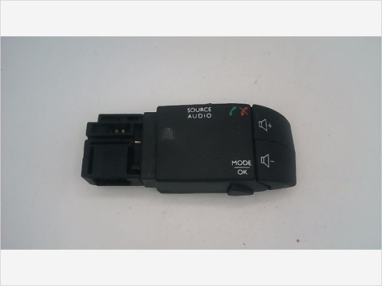 Commande autoradio occasion RENAULT CLIO IV Phase 1 - 1.6i 200ch