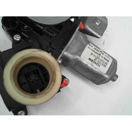 Mecanisme+moteur leve-glace avg occasion TOYOTA YARIS II Phase 1 - 1.4 D-4D