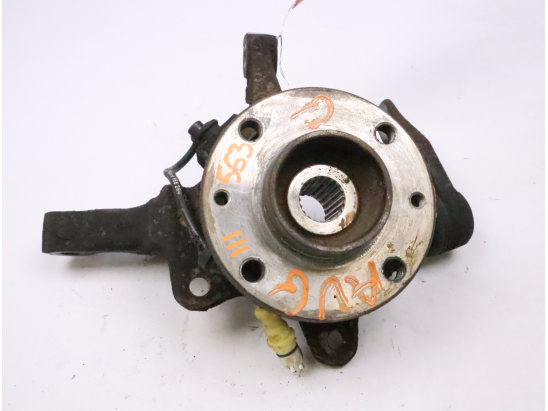 Fusee avg occasion RENAULT CLIO II Phase 2 - 1.2 16v